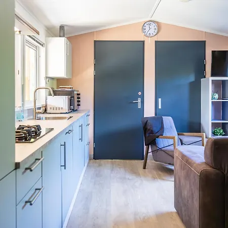 Goudvink 547 De Ijsvogel Veluwe シャレー